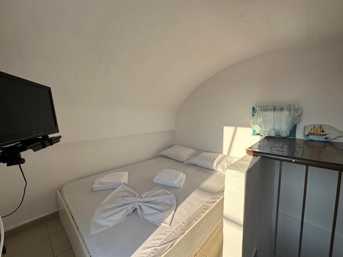 Emerald Seaside Apartment In Pefkohori Πευκοχώρι Εξωτερικό φωτογραφία