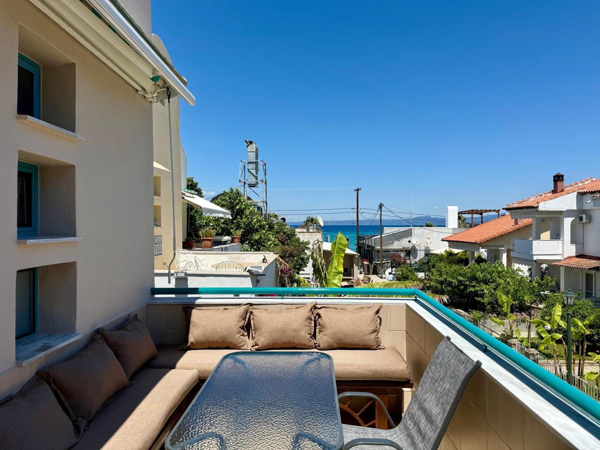 Emerald Seaside Apartment In Pefkohori Πευκοχώρι Εξωτερικό φωτογραφία
